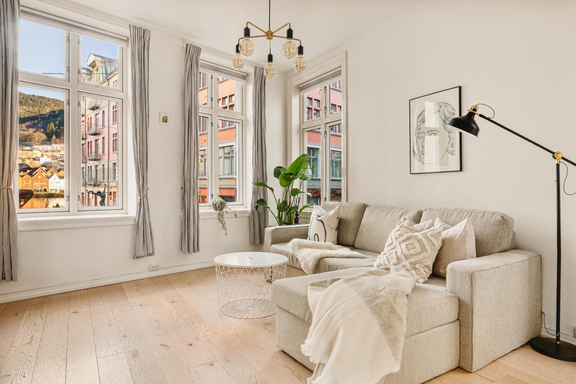 Apartamento Live In Historic Building - View To Bryggen Bergen Exterior foto